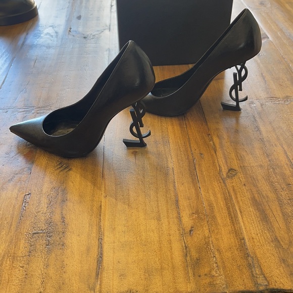 AUTHENTIC YSL OPYUM PUMPS - Picture 3 of 9
